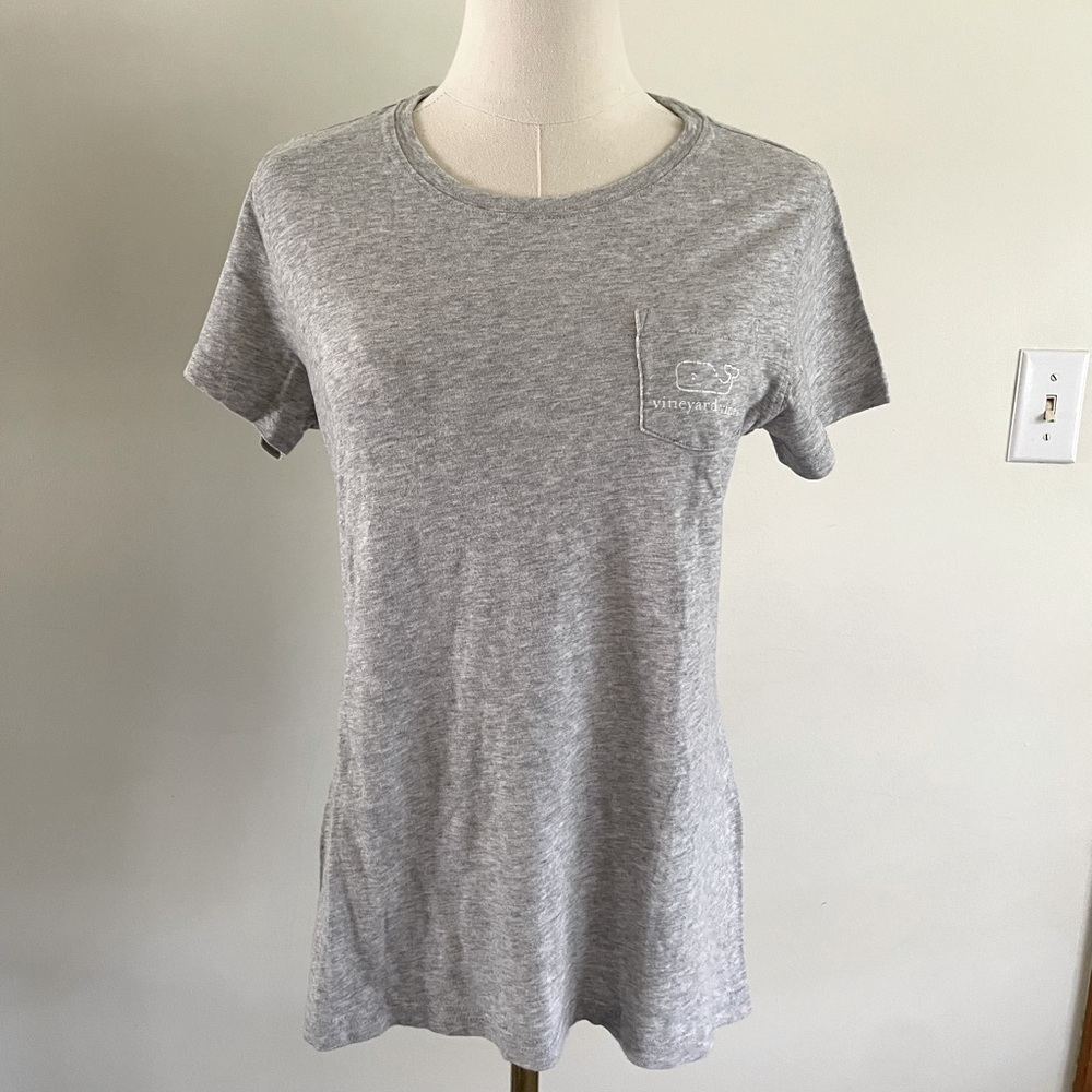 Vineyard Vines Gray T-Shirt with White Whale Logo